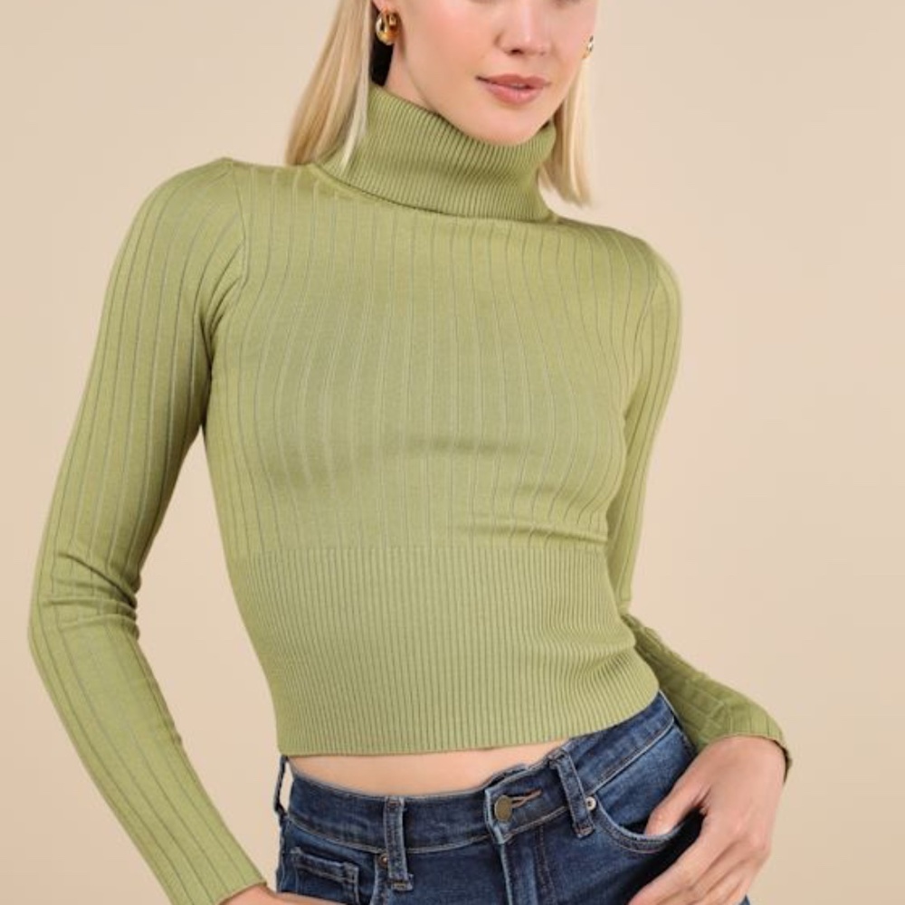 Lulus Perfected Comfort Green Turtleneck Sweater Top - Size S